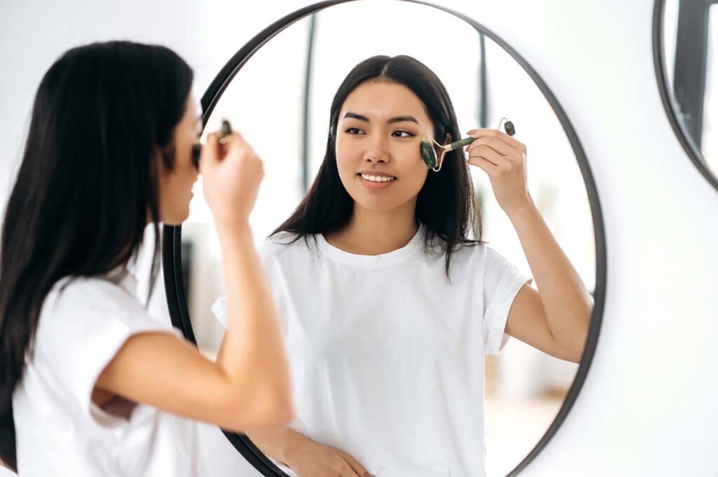 5 cách làm mặt thon gọn an toàn không xâm lấn tại nhà