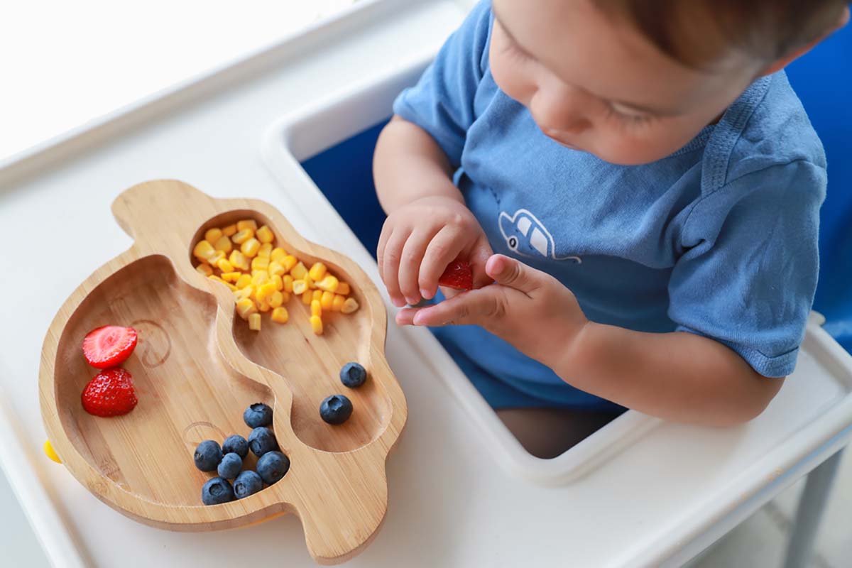 lượng sữa cho trẻ sơ sinh kết hợp ăn dặm