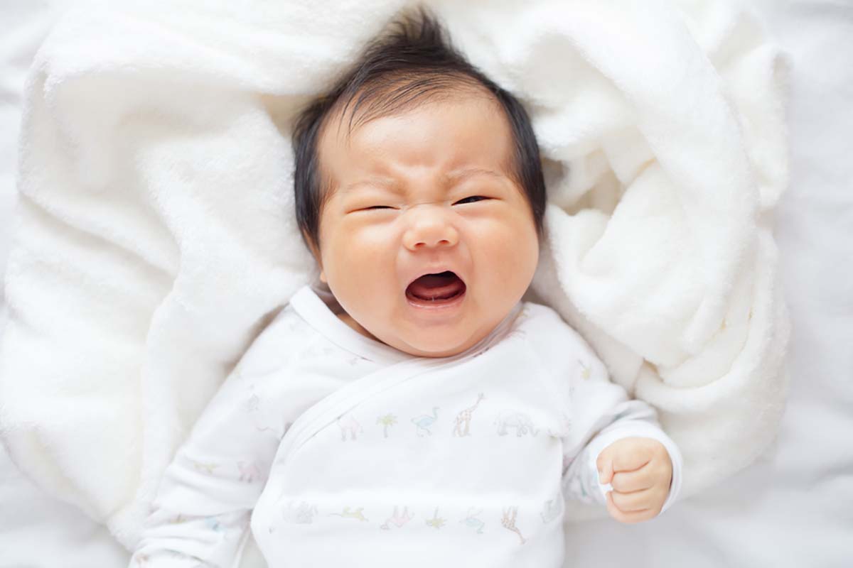 trẻ sơ sinh thở mạnh có thể kèm sốt cao trên 38 độ trẻ sơ sinh thở mạnh có thể kèm sốt cao