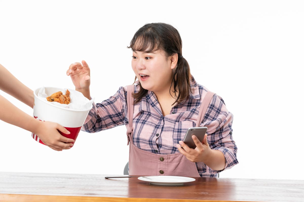 triệu chứng mắc chứng ăn vô độ Ăn vô độ là gì