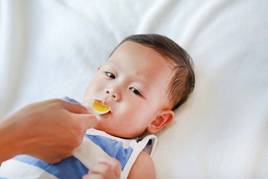 Cách bổ sung canxi cho trẻ sơ sinh đầy đủ chuẩn khoa học
