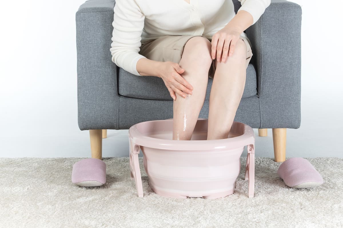 Rửa chân trước khi ngủ giúp ngăn ngừa nhiều bệnh