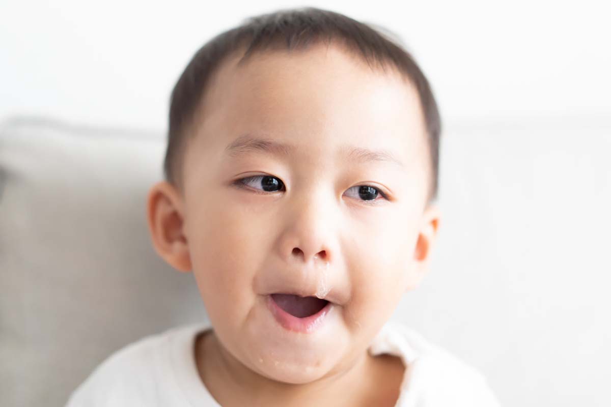 Trẻ sơ sinh bị ho sổ mũi nhưng không sốt là bị làm sao?