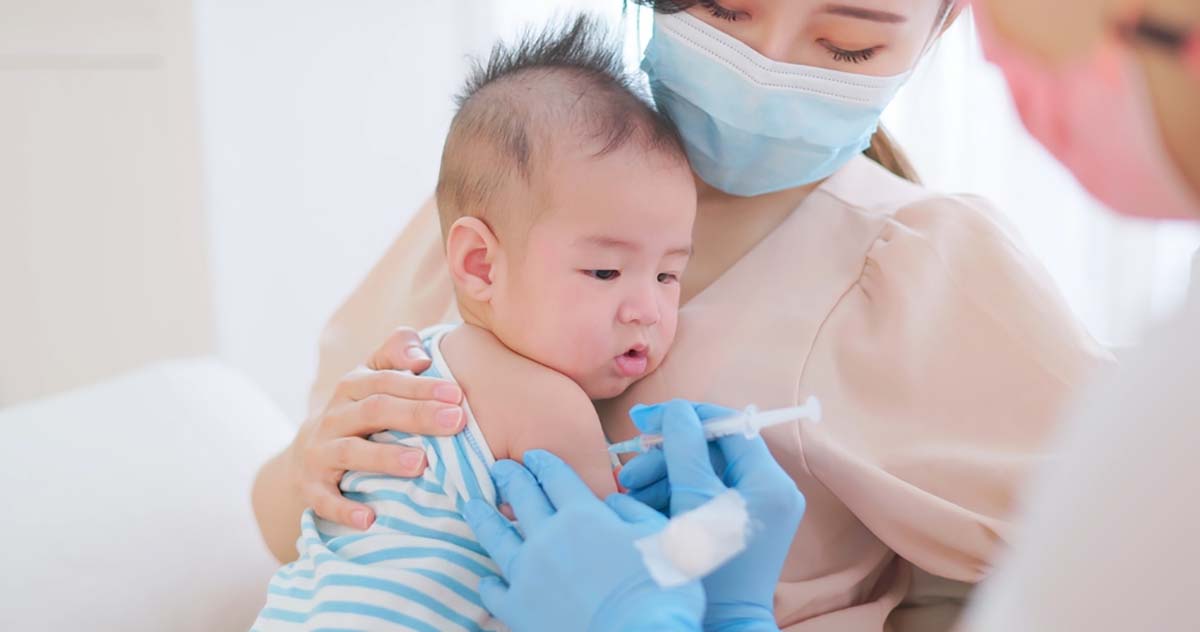 trẻ sơ sinh bị ho sổ mũi nhưng không sốt cần được tiêm chủng đầy đủ trẻ sơ sinh bị ho sổ mũi nhưng không sốt cần được tiêm chủng