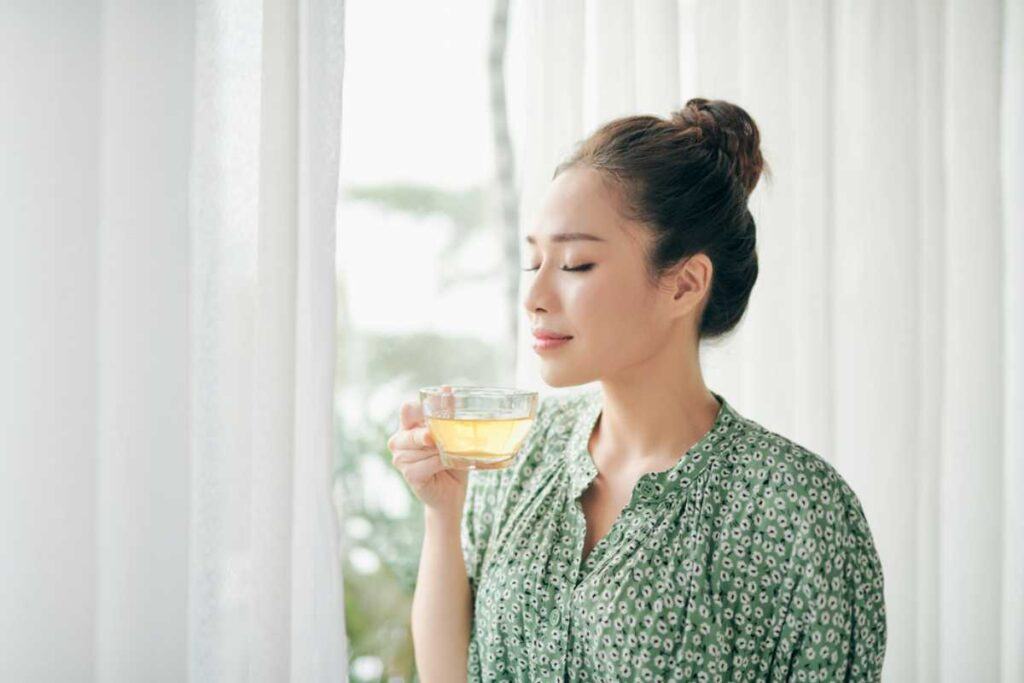 Bị trễ kinh uống gì cho máu ra? Làm sao để ra kinh khi bị trễ?