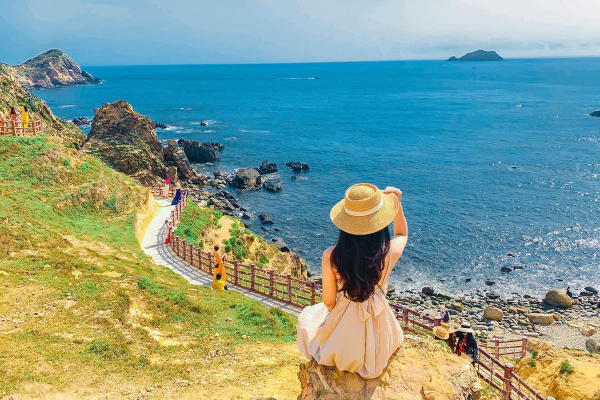 Vì sao nghỉ việc đi du lịch lại trở thành một xu hướng lưu ý trước khi nghỉ việc đi du lịch