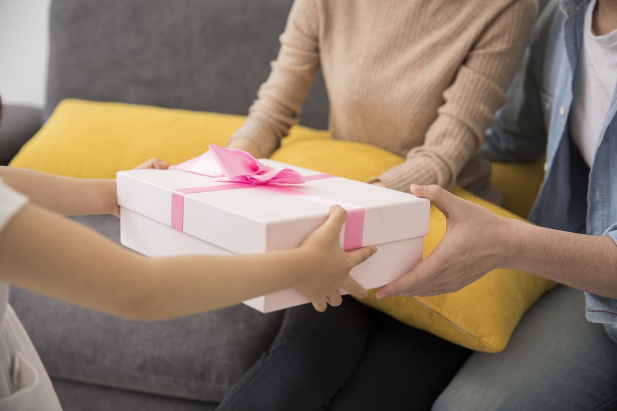 con dâu nên Tặng gì cho mẹ chồng nên Tặng gì cho mẹ chồng