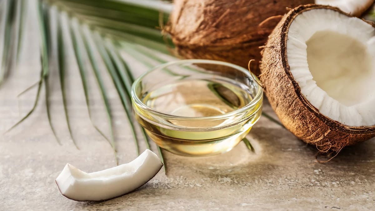 tinh dầu dừa trị sẹo mụn Dầu dừa trị sẹo mụn & dưỡng ẩm