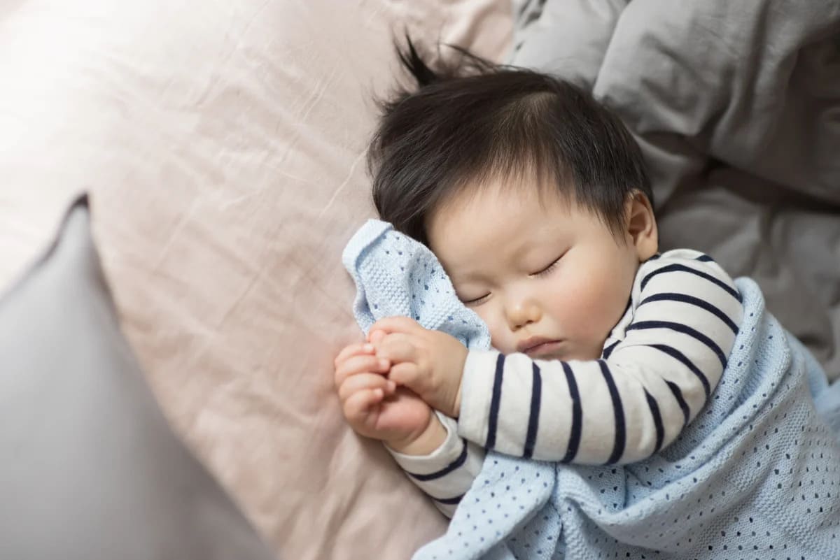 chọn mua nệm cho trẻ sơ sinh lưu ý khi chọn nệm cho trẻ sơ sinh