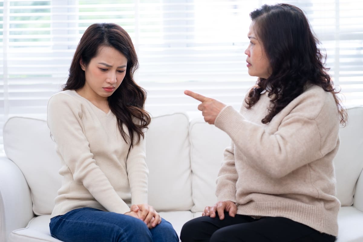 mẹ chồng nàng dâu cãi nhau nên làm gì mẹ chồng nàng dâu cãi nhau phải làm sao