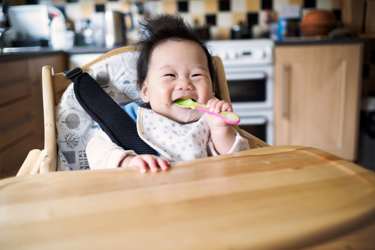 Đậu hũ non yến mạch sốt hoa quả