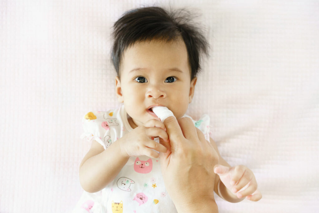 rơ lưỡi bằng rau ngót