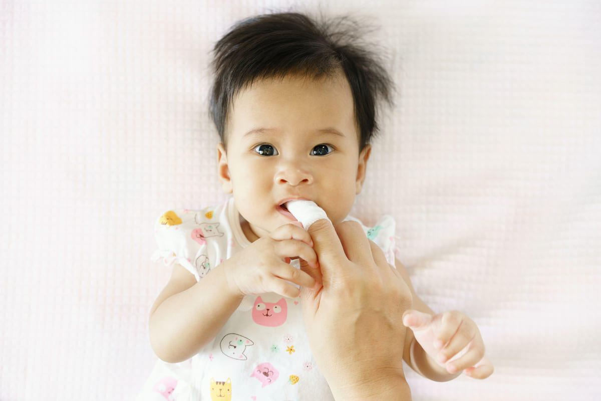 rơ lưỡi bằng rau ngót