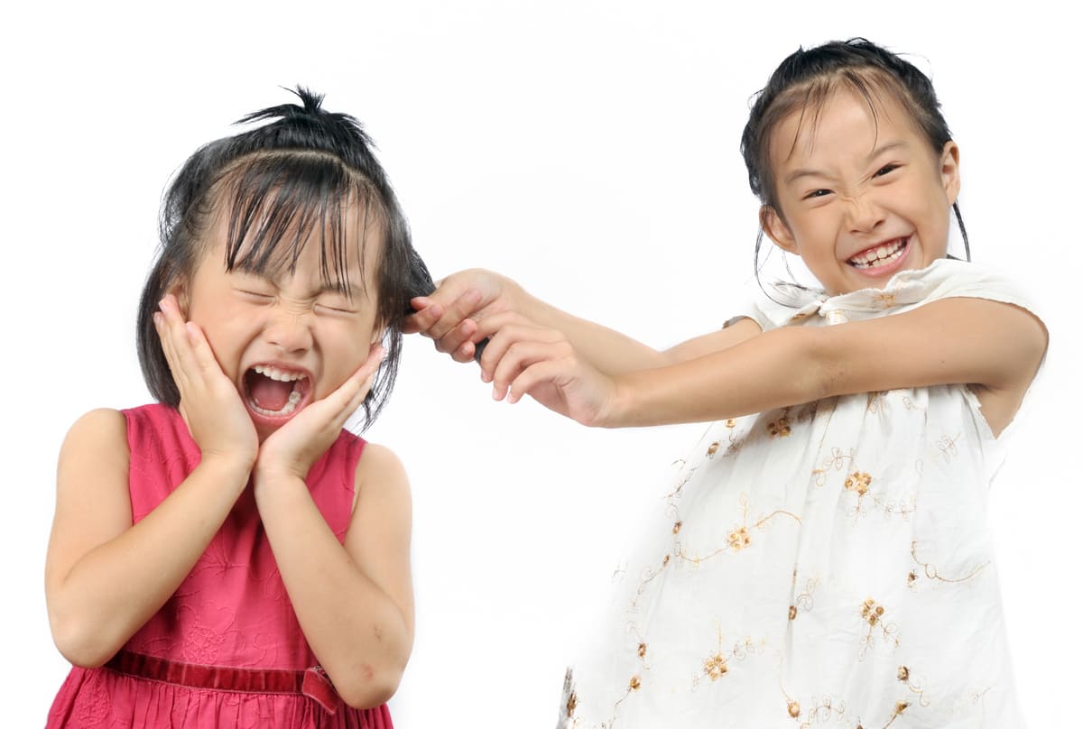 bố mẹ thiên vị giữa các con