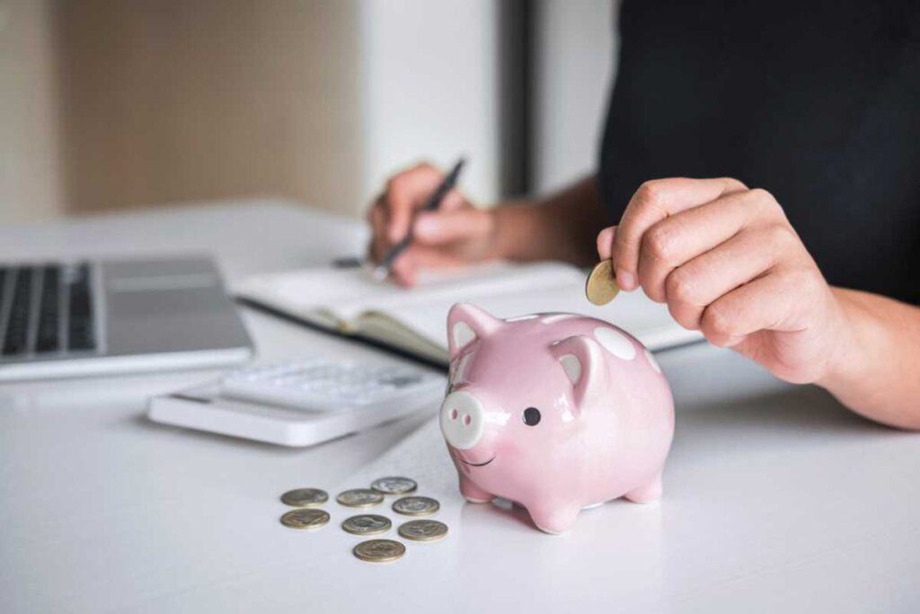 Những thói quen khiến bạn không giữ được tiền và cách để tiết kiệm tiền