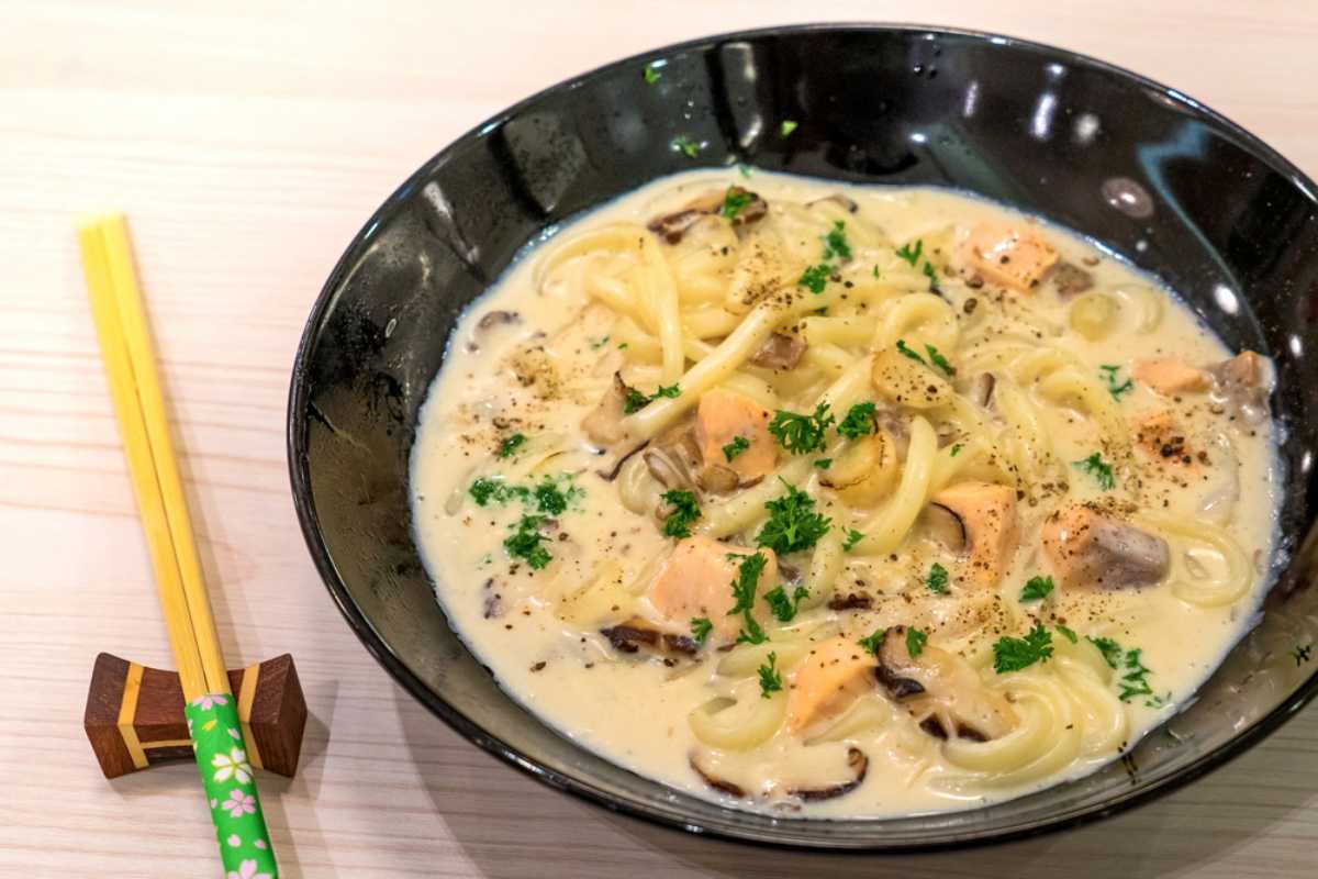 cách nấu mì udon phô mai siêu ngon cách nấu mì udon phô mai