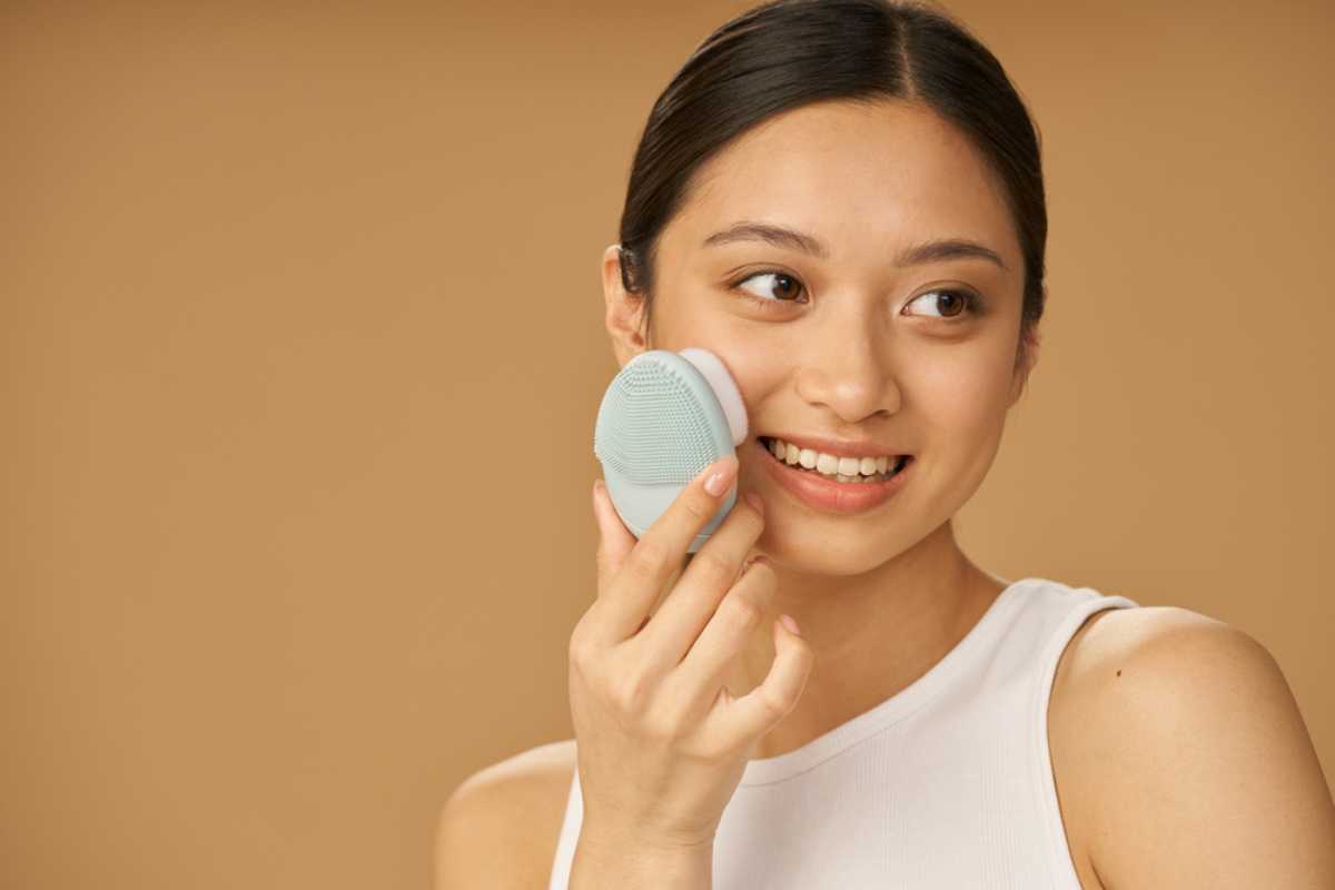 các lợi ích và cách sử dụng máy rửa mặt lợi ích và cách sử dụng máy rửa mặt