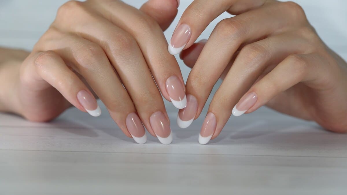 Khám phá 6 mẫu nail đẹp cho cô dâu lung linh vào ngày trọng đại 36 cách chọn mẫu nail đẹp cho cô dâu