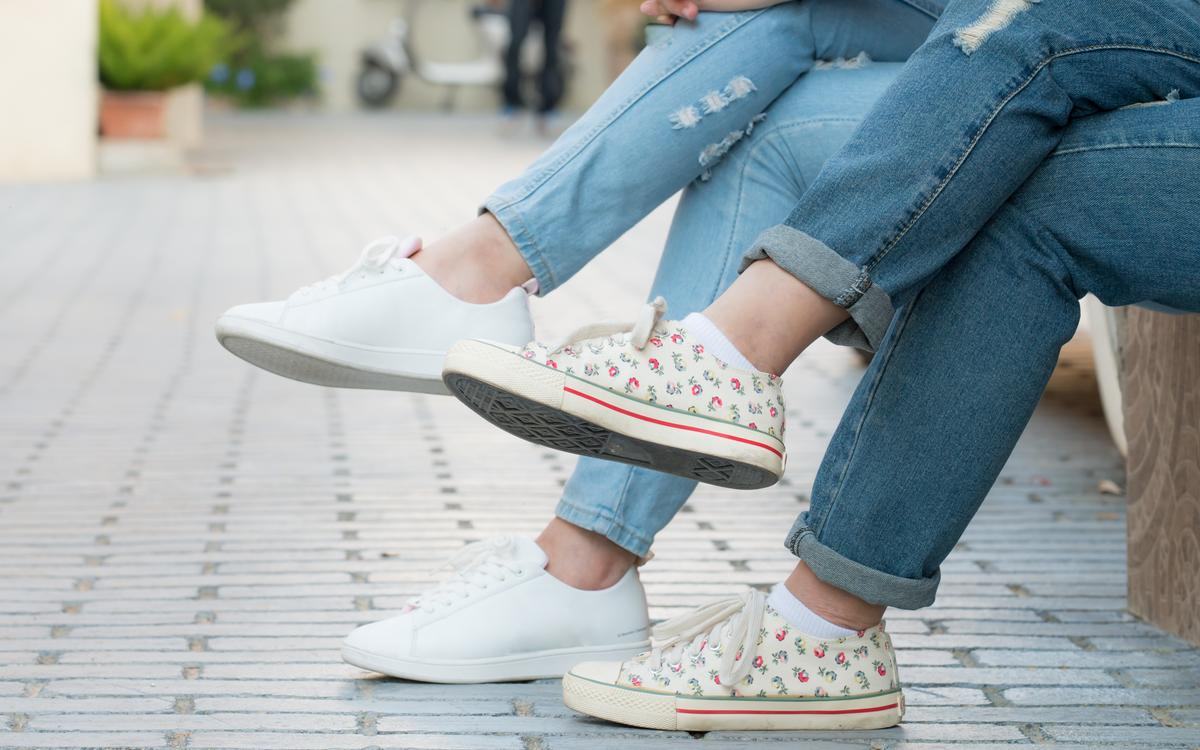 Hay rung chân có phải là biểu hiện của một bệnh lý