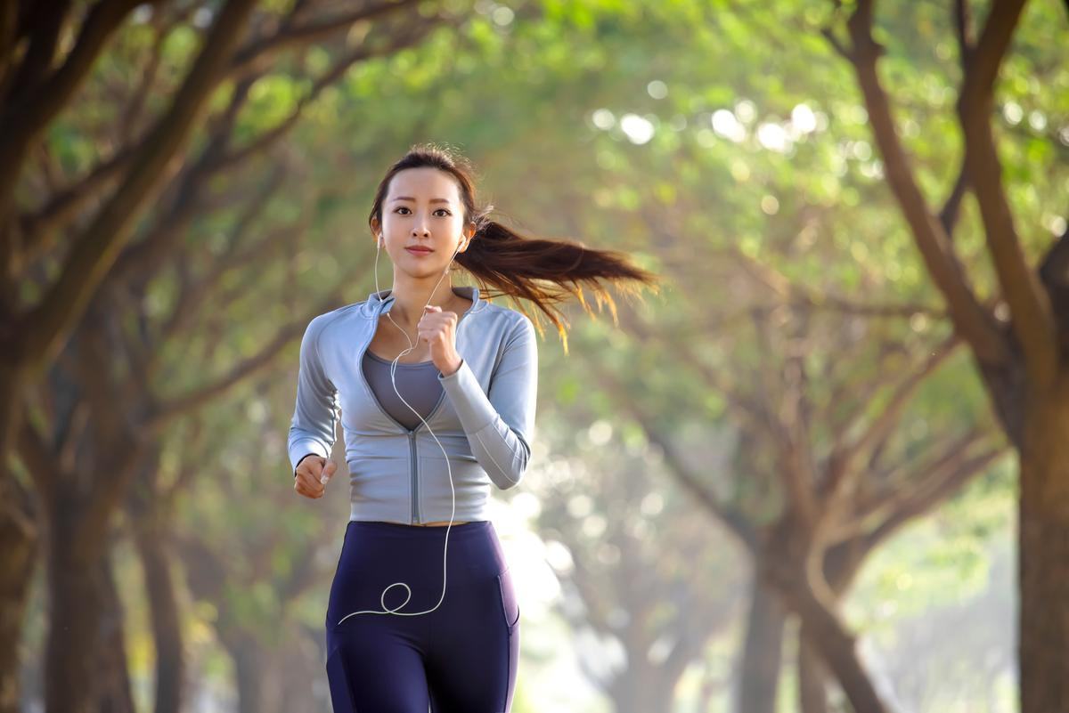 biện pháp giảm tật rung chân là chạy bộ biện pháp hạn chế tật rung chân là chạy bộ
