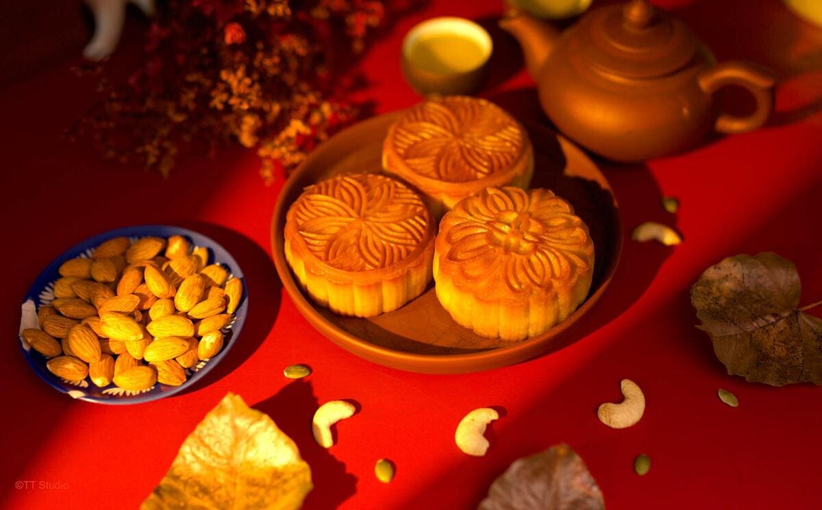 mâm cỗ trung thu Cách ăn bánh trung thu