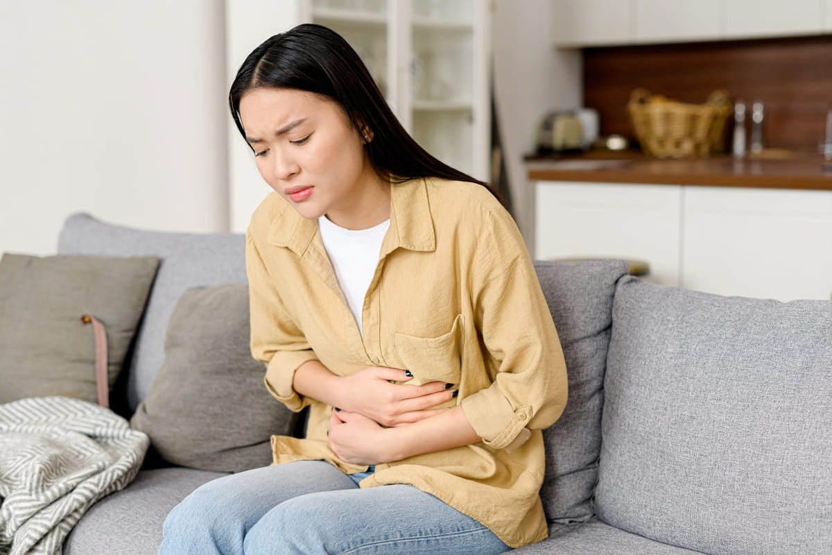 bị đau dạ dày nên kiêng gì Triệu chứng đau dạ dày