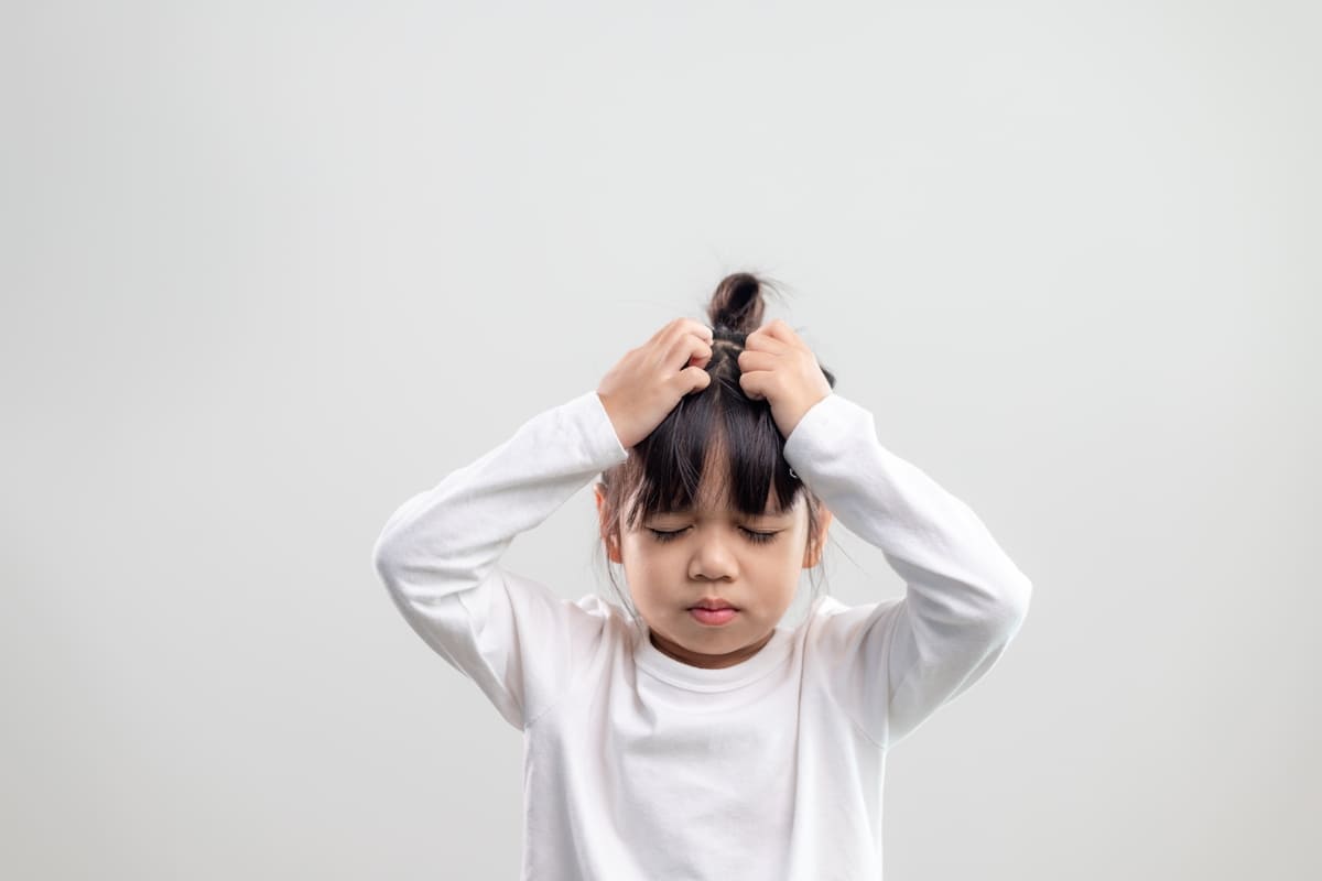 sang chấn tâm lý những dấu hiệu trẻ bị sang chấn tâm lý