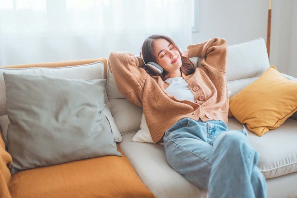Để cuộc sống trọn vẹn, bạn đừng lãng phí thời gian vào 6 việc này