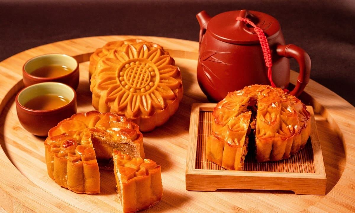 làm bánh trung thu
