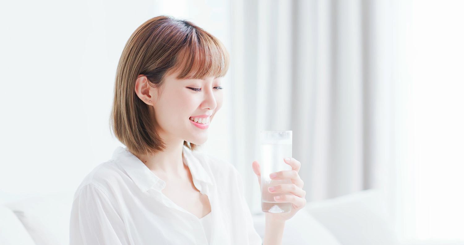 ngoài ăn gì đẹp da cũng nên uống nhiều nước mỗi ngày ngoài ăn gì đẹp da cũng nên uống nhiều nước