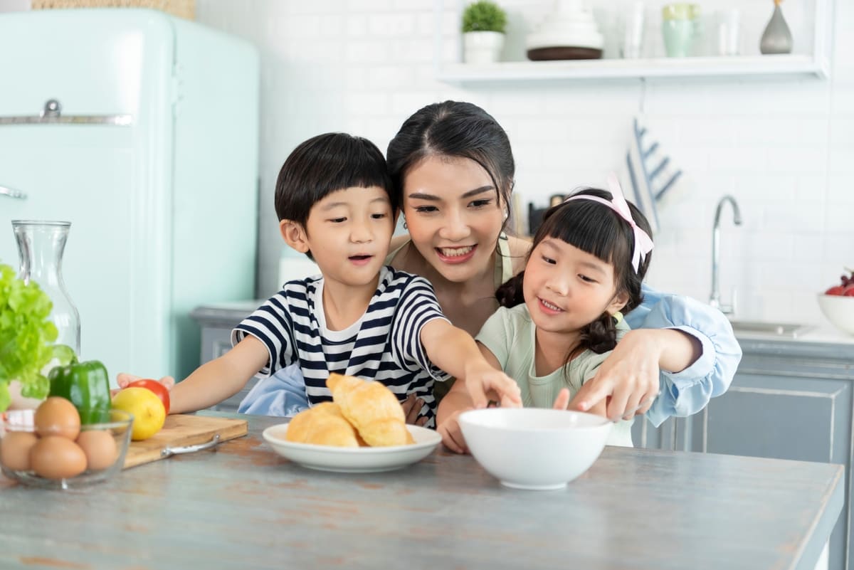cách dạy con trai tuổi dậy thì biết yêu thương cách dạy con trai tuổi dậy thì vâng lời mẹ
