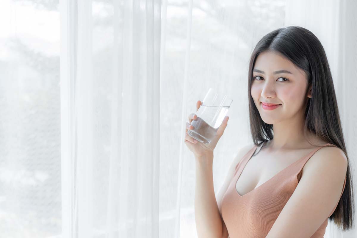 hôi miệng không nên ăn gì và nên uống nhiều nước hôi miệng không nên ăn gì và nên uống nước nhiều