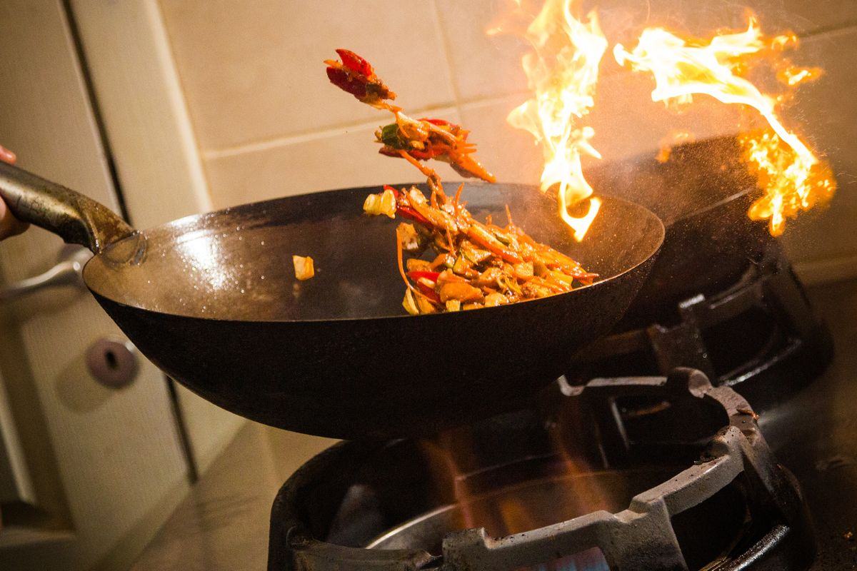 Những loại rau củ quả dễ mất chất dinh dưỡng khi nấu ở nhiệt độ cao