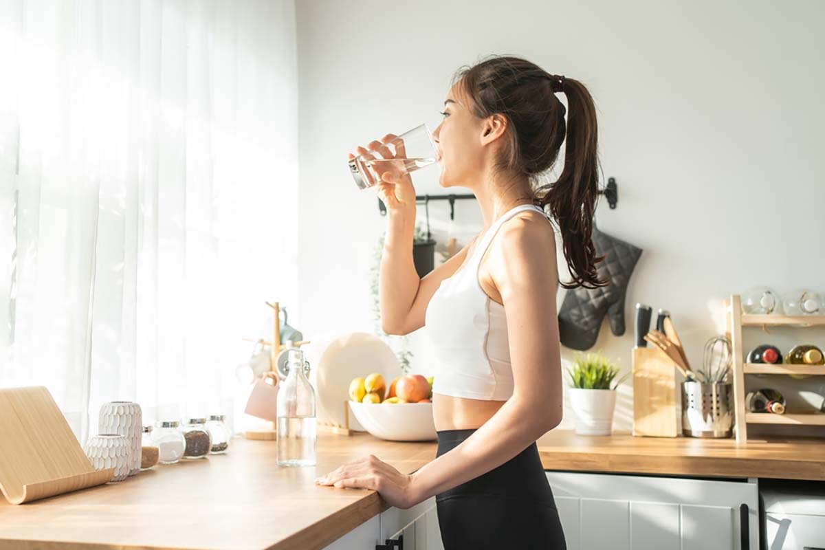 tập thể dục đúng cách là nên bổ sung đủ nước tập thể dục đúng cách là cần uống đủ nước