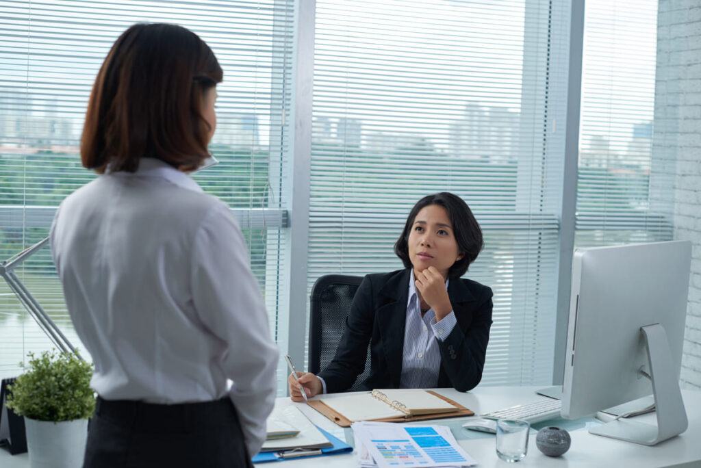 Có nên đề xuất tăng lương với sếp
