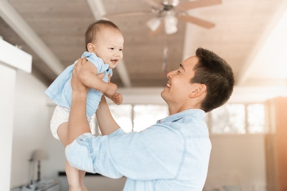 khi phụ nữ làm trụ cột gia đình cần có chồng giúp đỡ