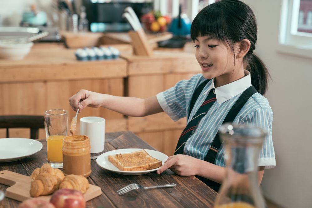 bữa ăn sáng đầy đủ dưỡng chất tại nhà giúp trẻ ăn uống an toàn bữa ăn sáng đầy đủ dưỡng chất tại nhà giúp con ăn uống an toàn