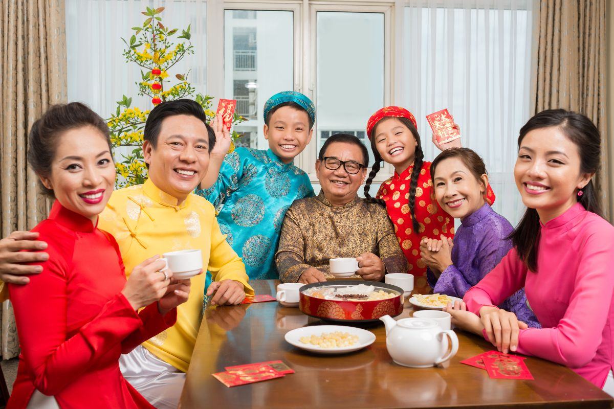 Cẩm nang chăm sóc da cho chị em đón Tết rạng ngời