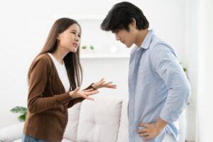 Xung đột gia đình gia đình lục đục bất hòa