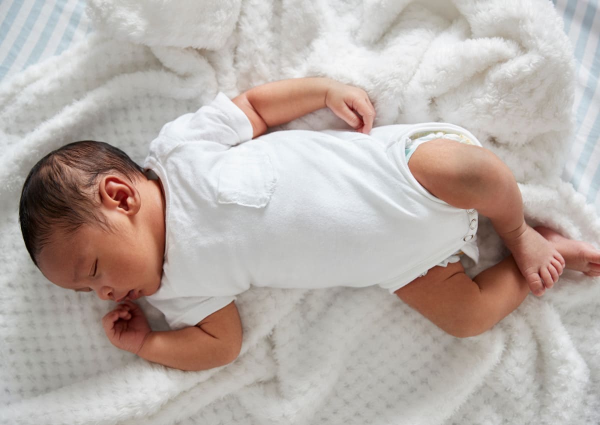Làm sao để bé ngủ trưa ngon hơn