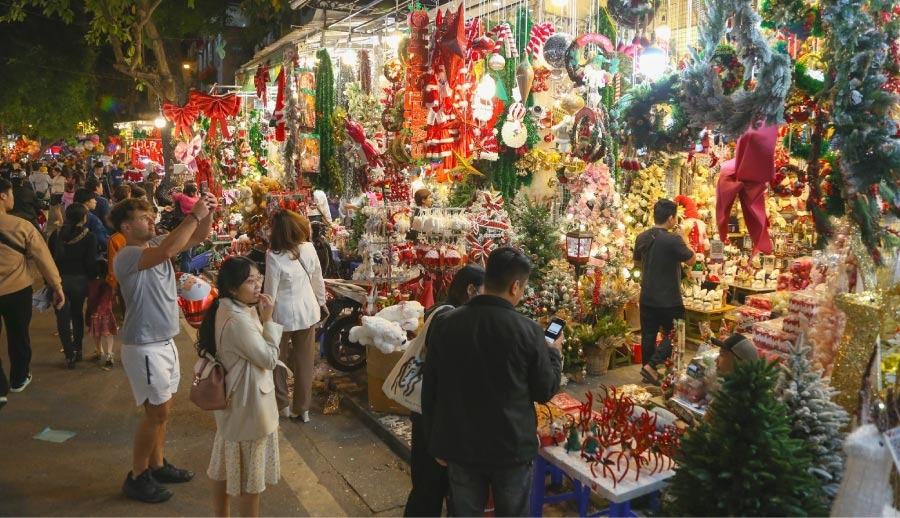 trang trí Noel tại Phố Hàng Mã trang trí Noel ở Phố Hàng Mã