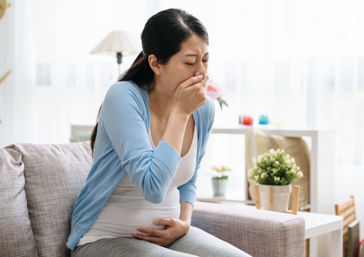 bà bầu bị nôn mùa nắng nóng