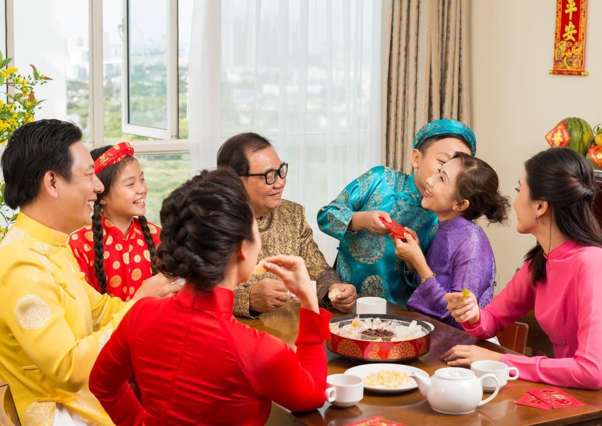 áp lực khi chuẩn bị đón tết