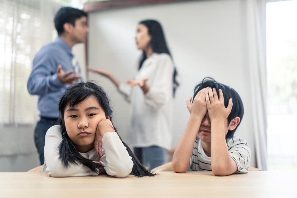 Không thể tâm sự với bố mẹ sẽ ảnh hưởng lớn đến con cái ra sao? 33 Không thể tâm sự với bố mẹ sẽ ảnh hưởng lớn đến con ra sao