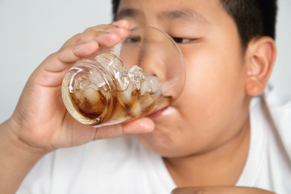 tác hại của uống nước ngọt quá nhiều tác hại của uống nước ngọt nhiều