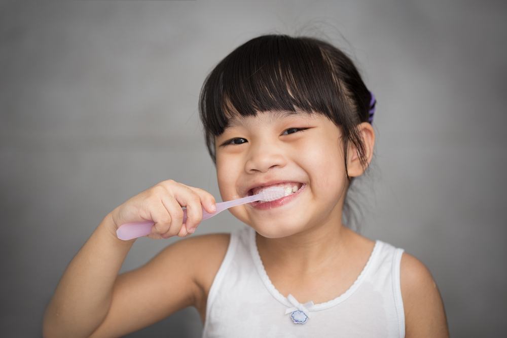 cách chọn kem đánh răng trẻ em theo độ tuổi cách chọn kem đánh răng trẻ em phù hợp