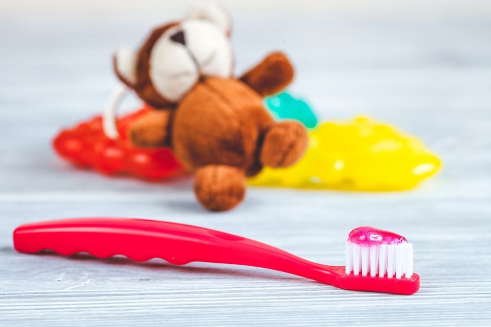 kem đánh răng trẻ em từ 2 tới 6 tuôti kem đánh răng trẻ em từ 2 đến 6 tuôti