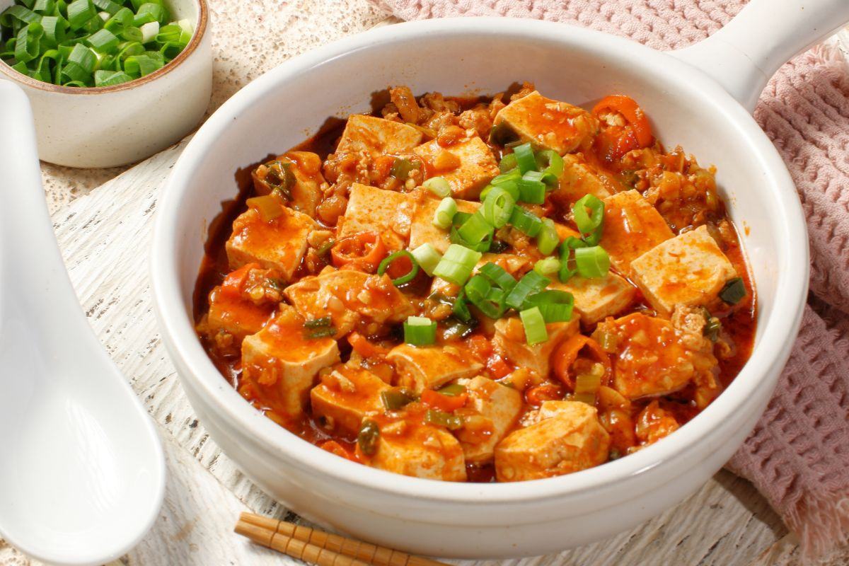 Người có vấn đề về tiêu hóa không nên ăn đậu phụ