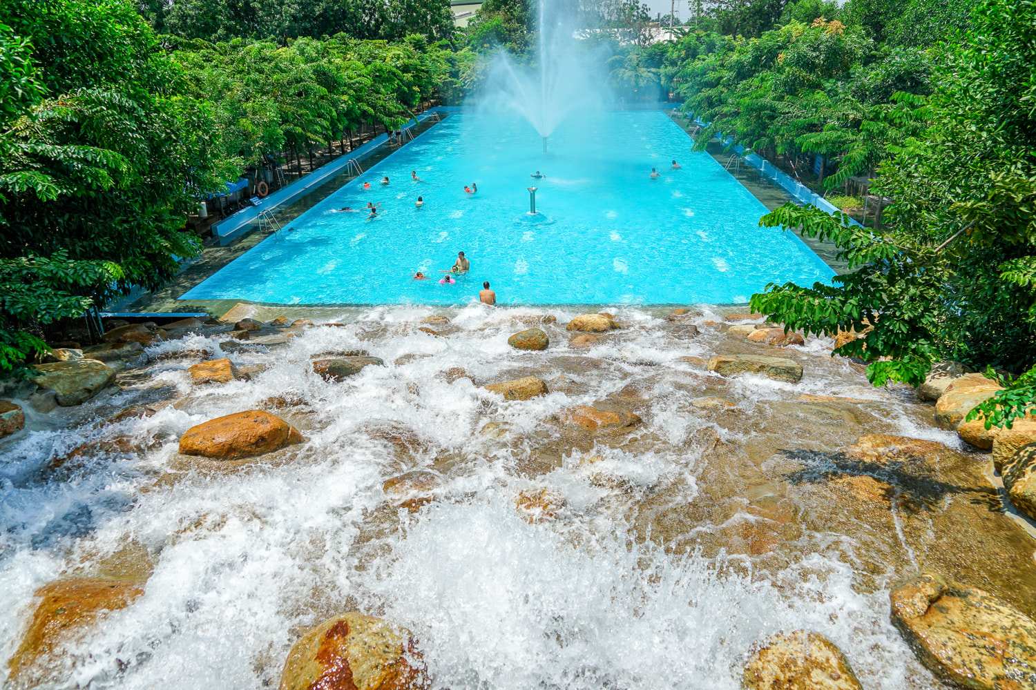 khu du lịch sinh thái gần Sài Gòn là khu du lịch Thủy Châu