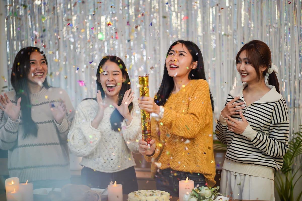 Lời chúc năm mới 2024 dành tặng bạn bè